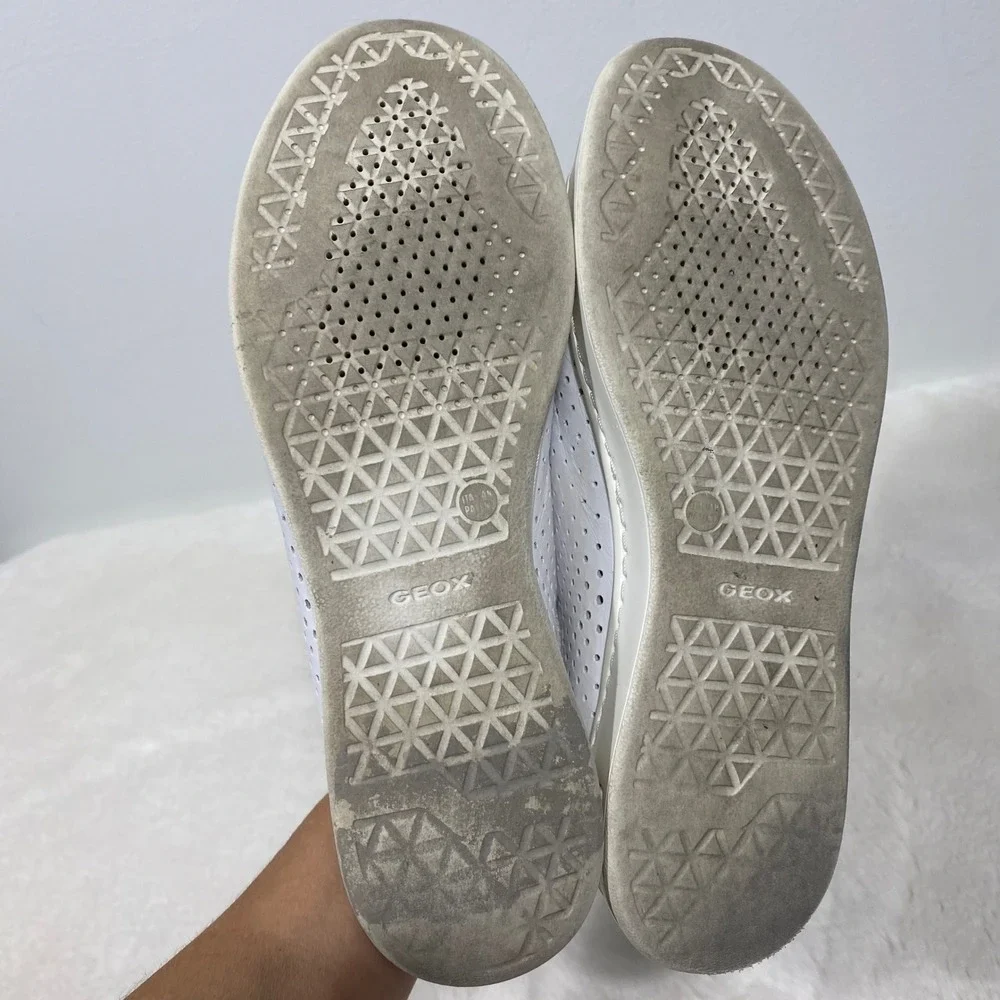 Geox Jayden B White Leather Sneakers Gold Detail Perforated Low Top Casual Shoes